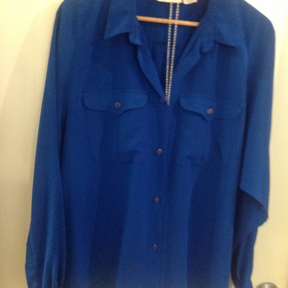 3/$25 LIZ CLAIBORNE 14 Royal Blue Blouse or Button Down - Picture 5 of 7